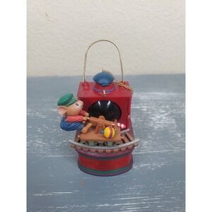1991 Enesco‎ Treasury Ornament Lighting the Way Railroad Mouse Handcar Train